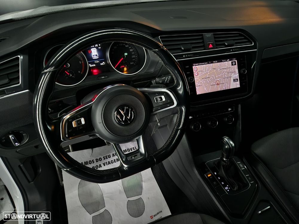 VW Tiguan 2.0 TDI R-Line DSG - 12
