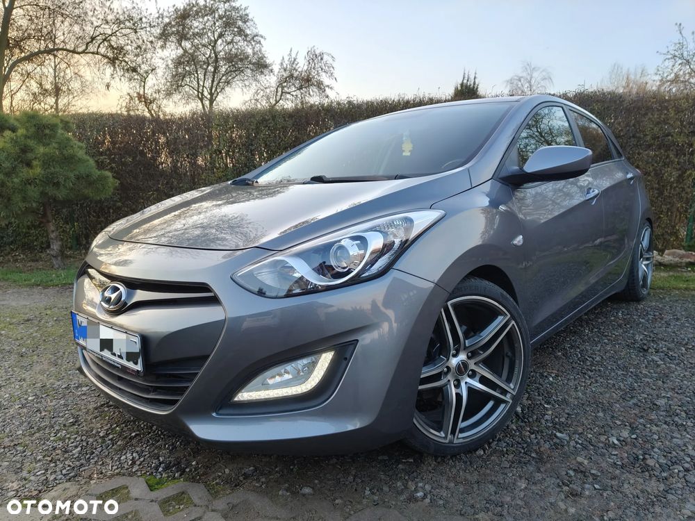 Hyundai i30 i30cw 1.4 Fifa World Cup Edition - 1