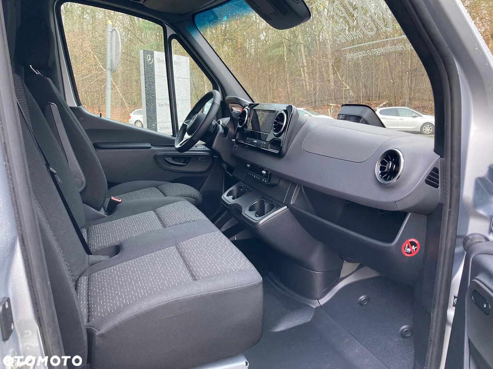 Mercedes-Benz eSprinter - 21