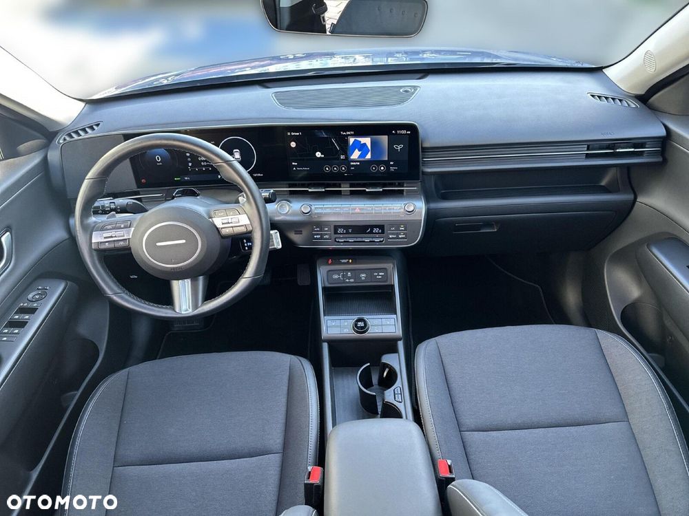 Hyundai Kona 64kWh Executive - 14