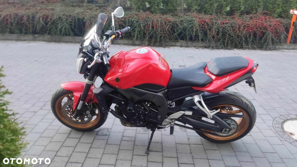 Suzuki Inny - 19