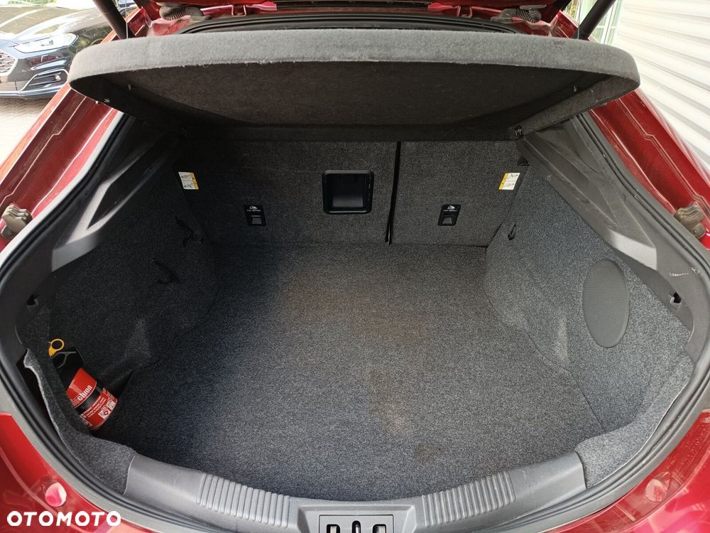 Ford Mondeo 1.5 EcoBoost ST-Line X - 32