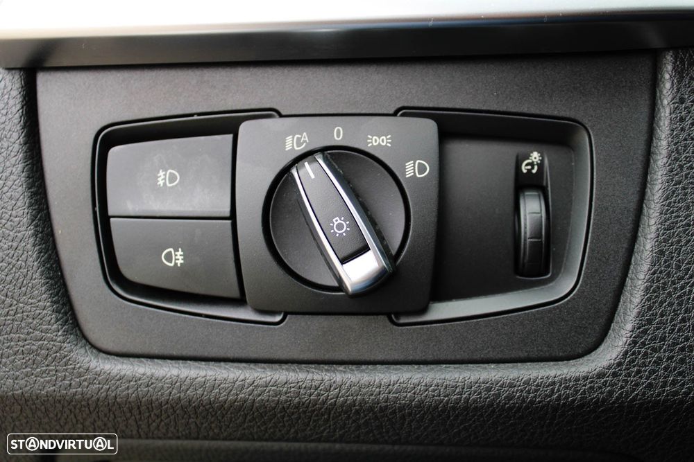 BMW 320 Gran Turismo d Line Sport Auto - 29