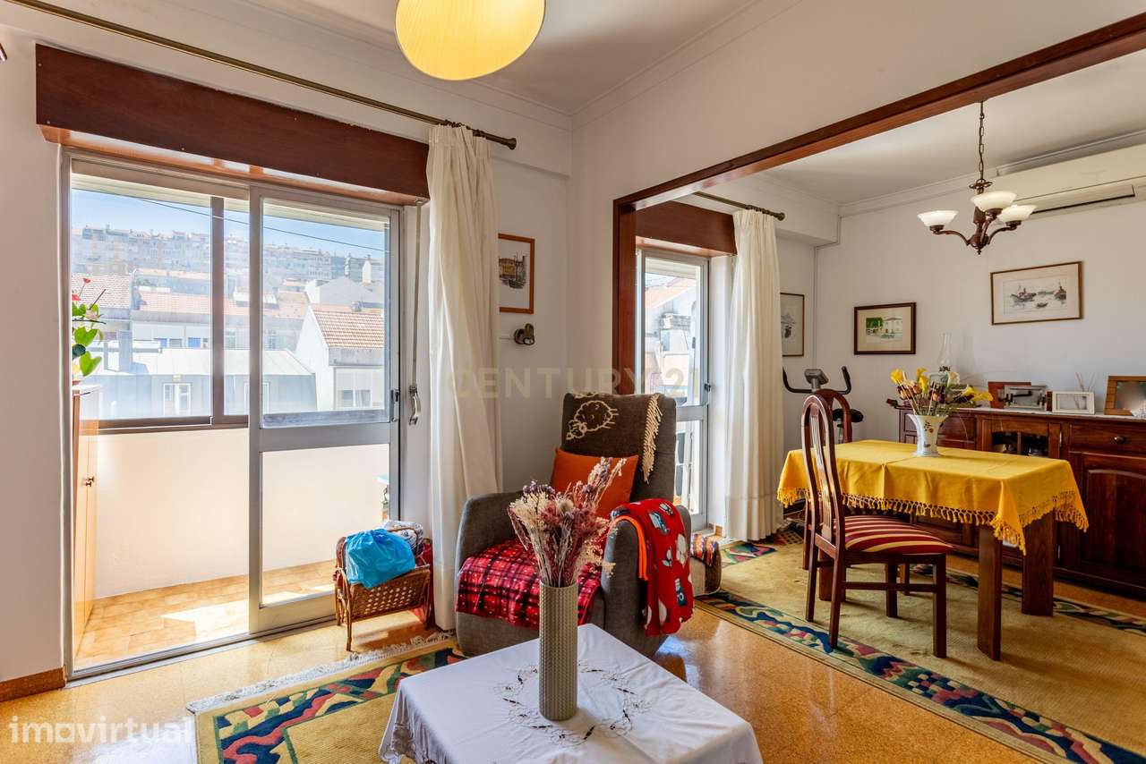 Apartamento T2 no centro de Algés, Oeiras - Grande imagem: 5/25