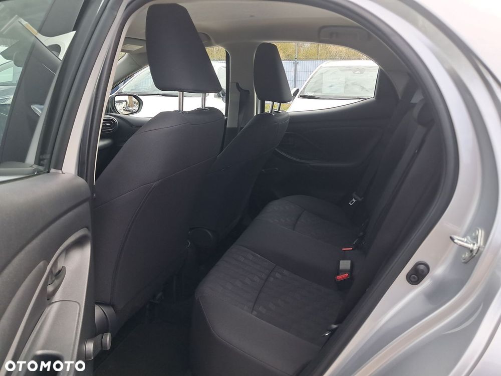 Toyota Yaris 1.5 Active - 11