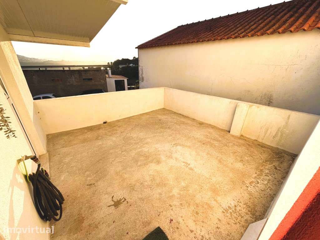 Moradia T2 para Arrendamento em Guia - Sapataria - Grande imagem: 4/13