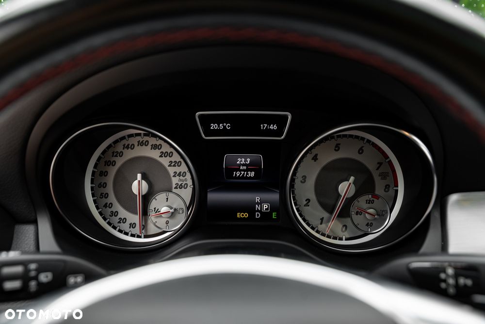 Mercedes-Benz GLA 250 4-Matic - 29