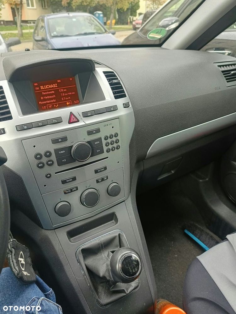 Opel Zafira 1.7 CDTI - 10