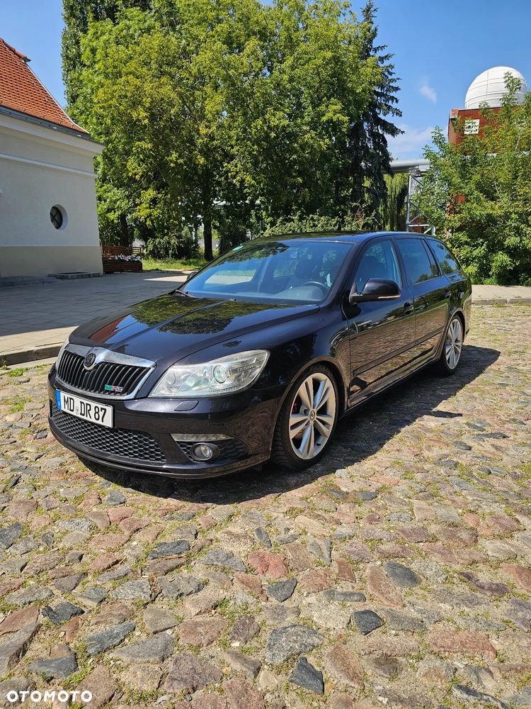 Skoda Octavia 2.0 TDI CR DPF RS - 15