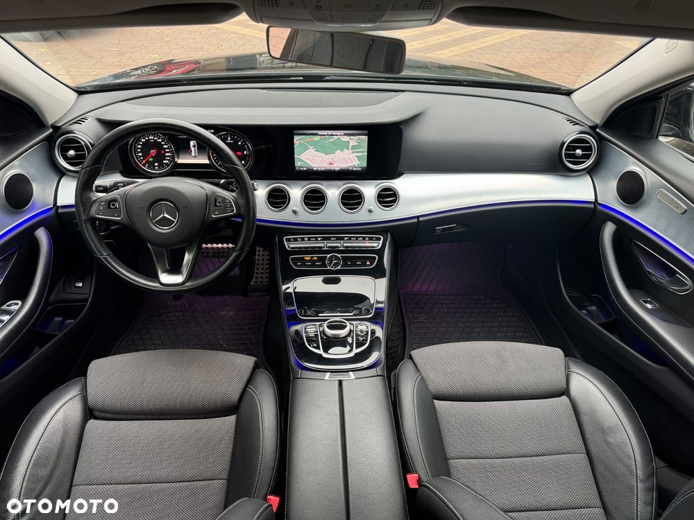 Mercedes-Benz Klasa E 220 d 4Matic All-Terrain 9G-TRONIC Avantgarde - 13