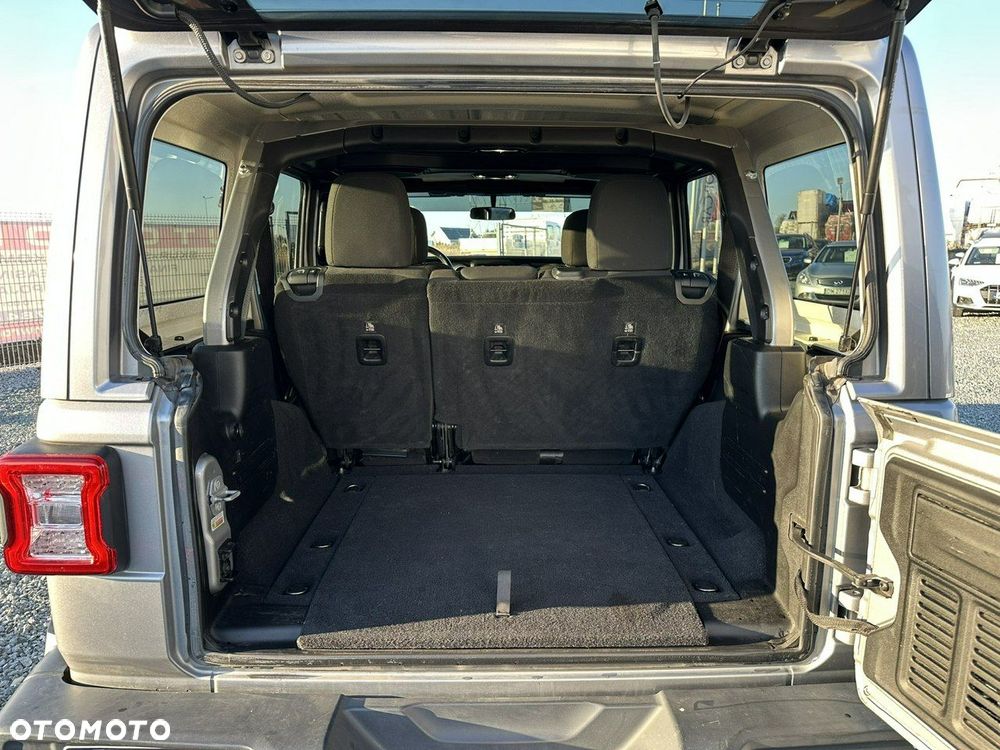 Jeep Wrangler 2.0 T-GDI Hardtop AWD Automatik Sahara - 11