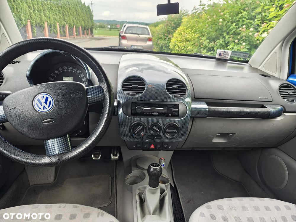 Volkswagen New Beetle 2.0 - 6
