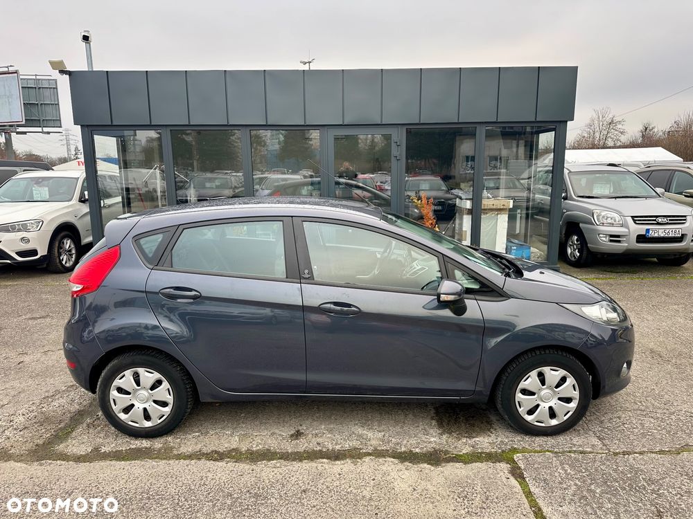 Ford Fiesta 1.25 Champions Edition - 11