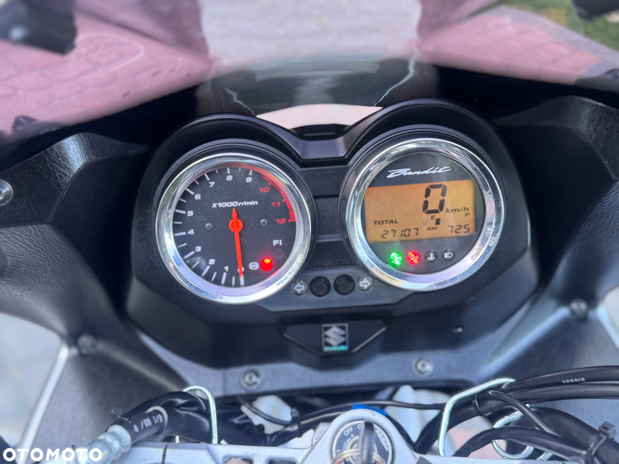 Suzuki Bandit - 27