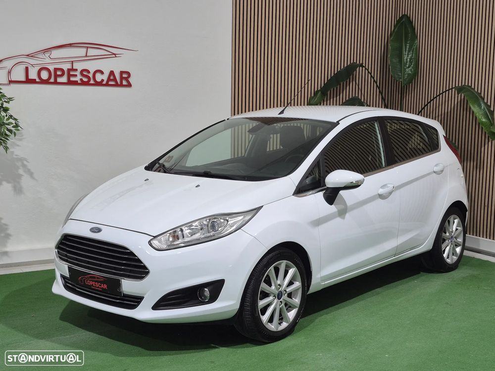 Ford Fiesta 1.0 T EcoBoost Titanium PowerShift - 1