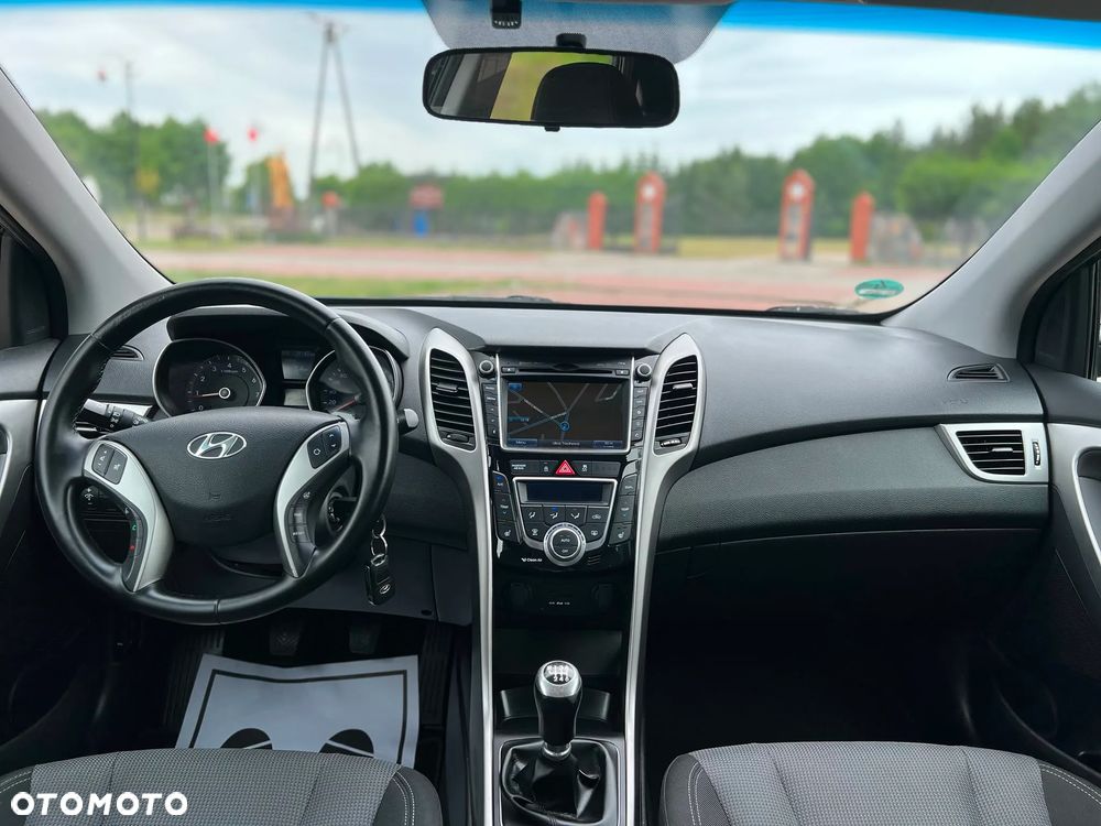 Hyundai i30 1.4 Premium - 11