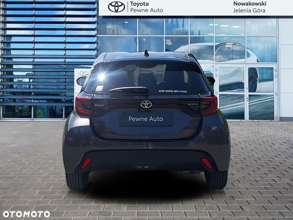 Toyota Yaris Hybrid 1.5 Style - 6