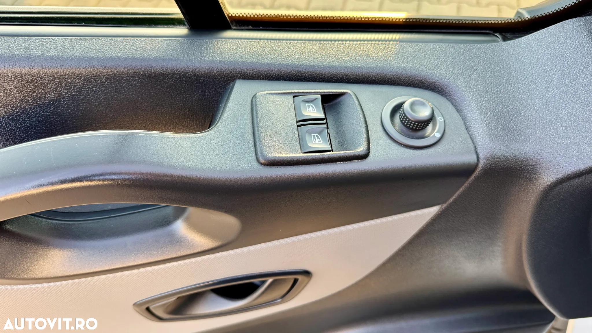 Renault Trafic - 16
