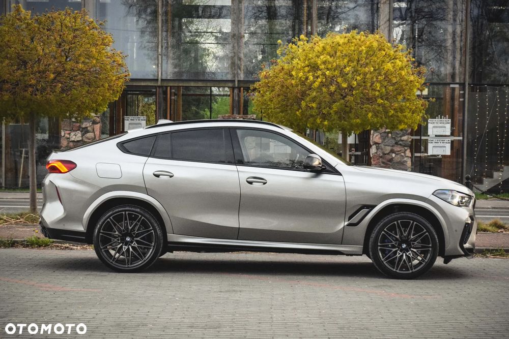 BMW X6M - 10