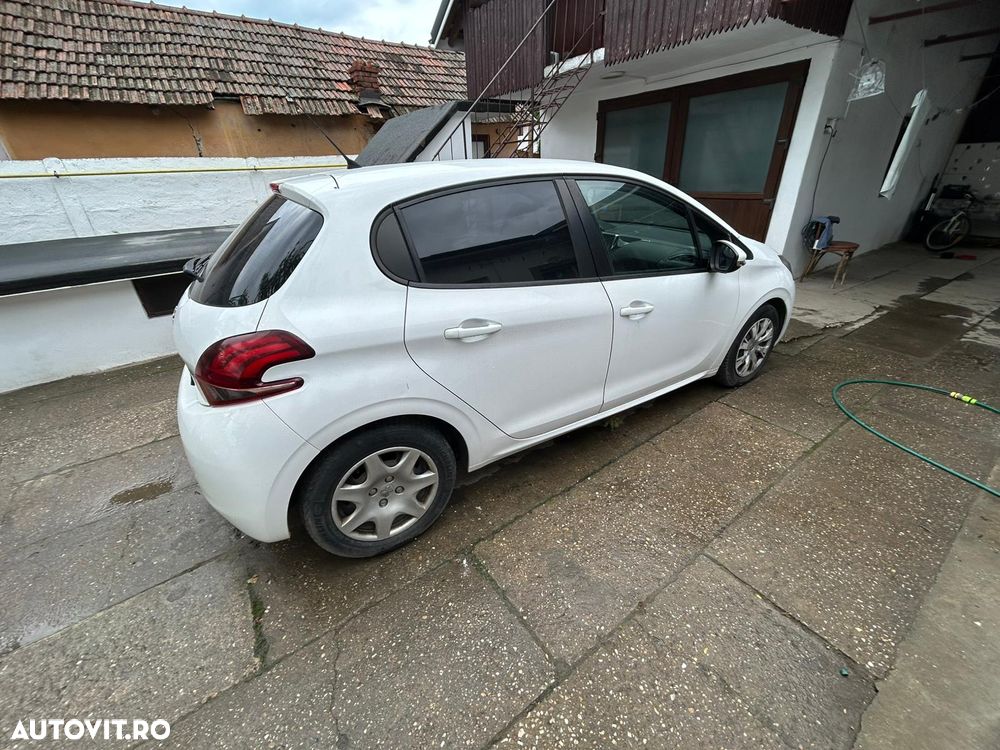 Peugeot 208 1.6 BlueHDi FAP Active - 4