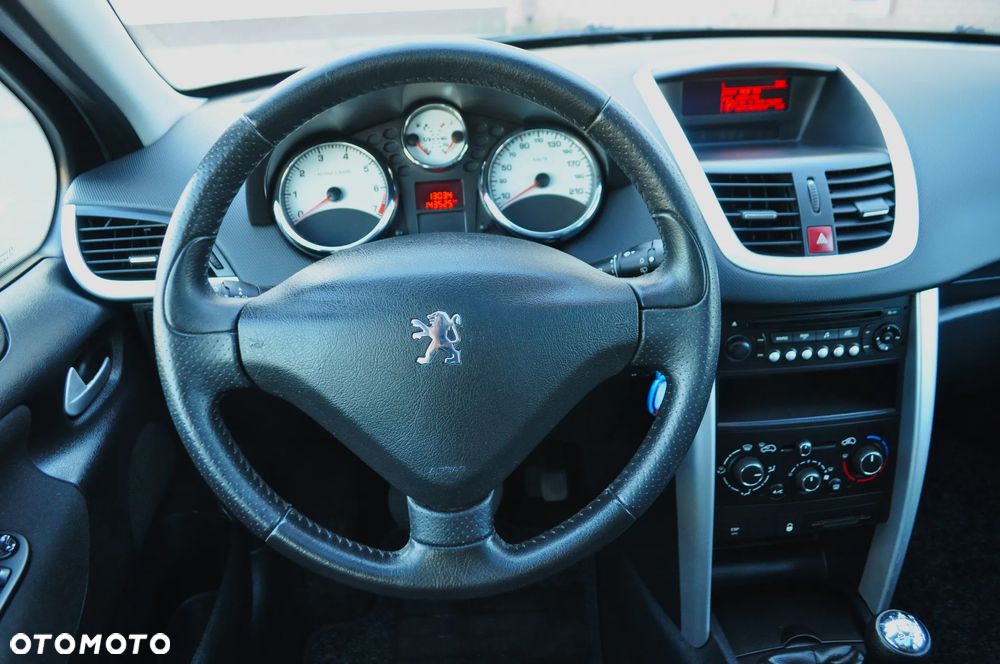 Peugeot 207 SW 95 VTi Family - 12