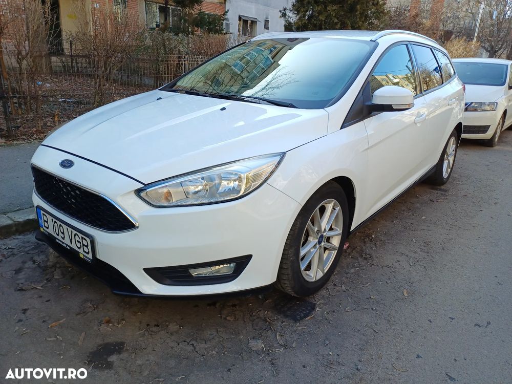 Ford Focus 1.5 EcoBlue Start-Stopp-System Aut. TITANIUM - 2