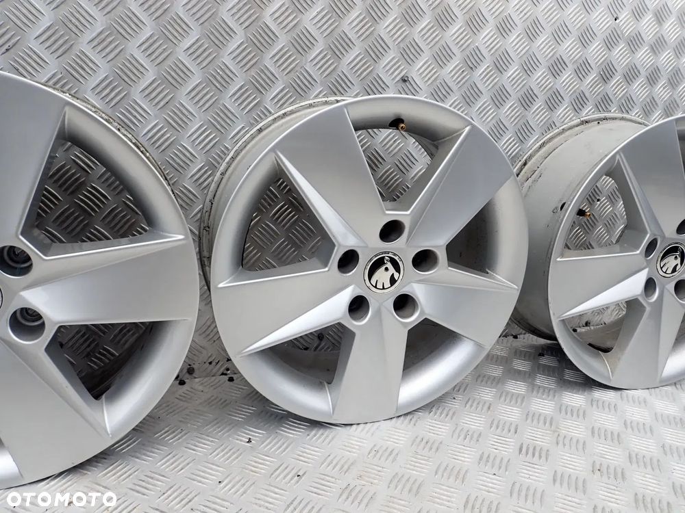 FELGI ALUMINIOWE SKODA OCTAVIA III 6,5JX16 ET46 5E0601025H - 8
