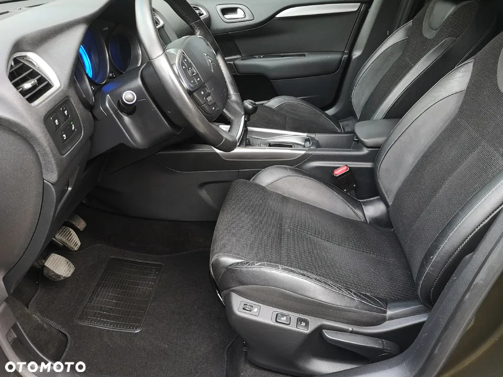 Citroën C4 2.0 HDi Exclusive - 20