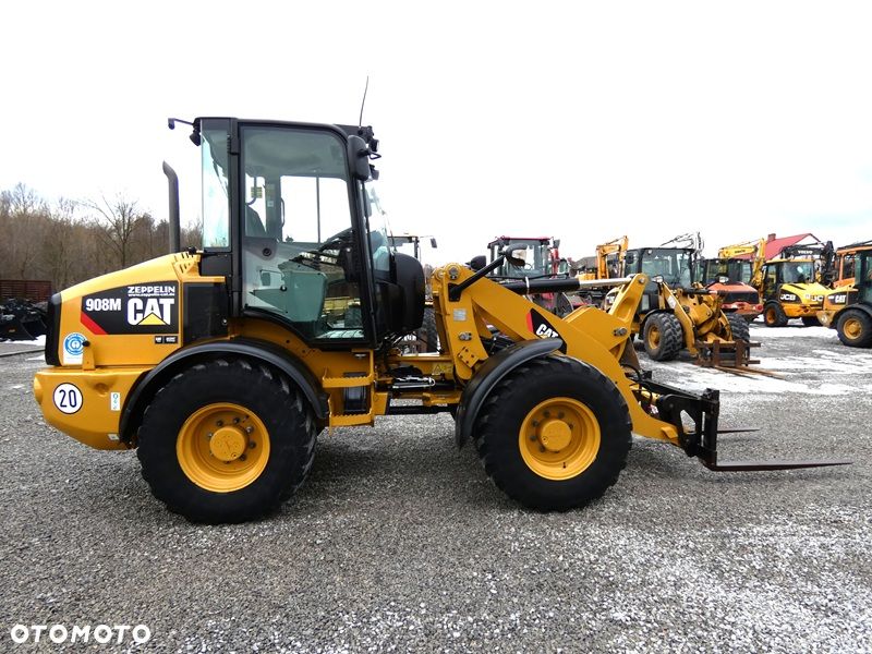 Caterpillar CAT 908M Z Niemiec / 3.372mtg po serwisie / Super Stan / - 5