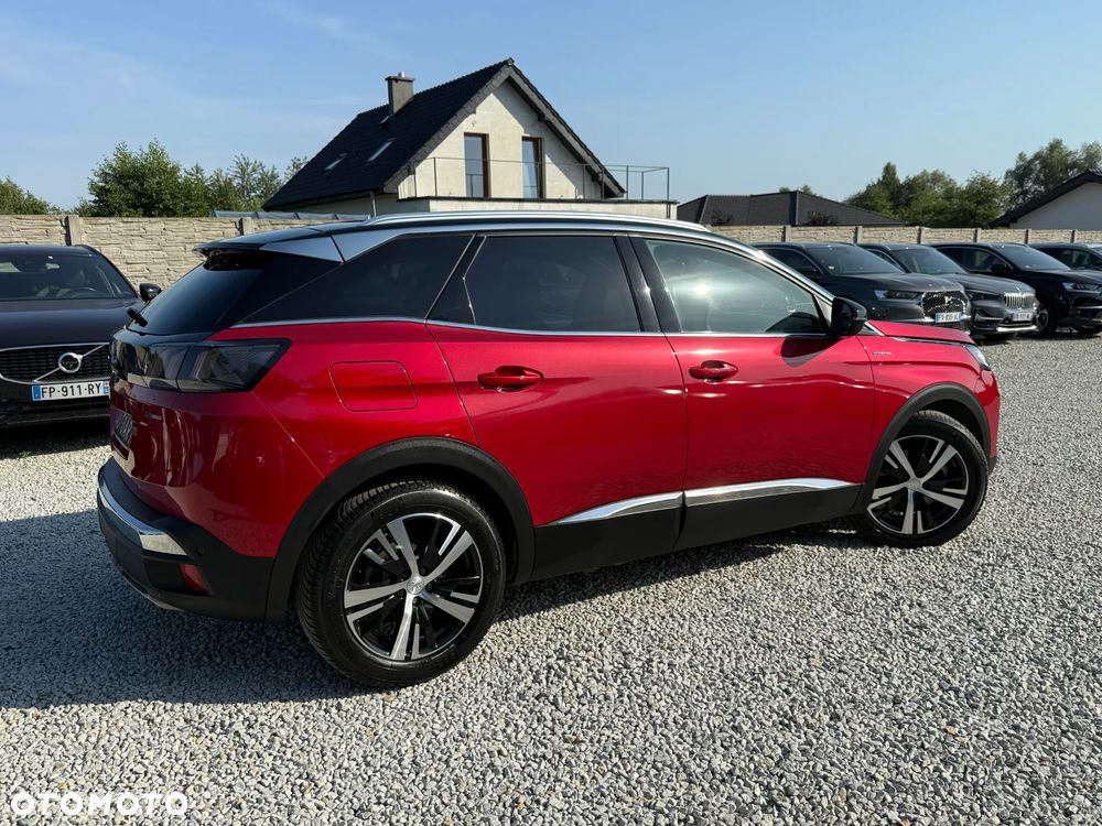 Peugeot 3008 Plug-In Hybrid 225 e-EAT8 GT - 19