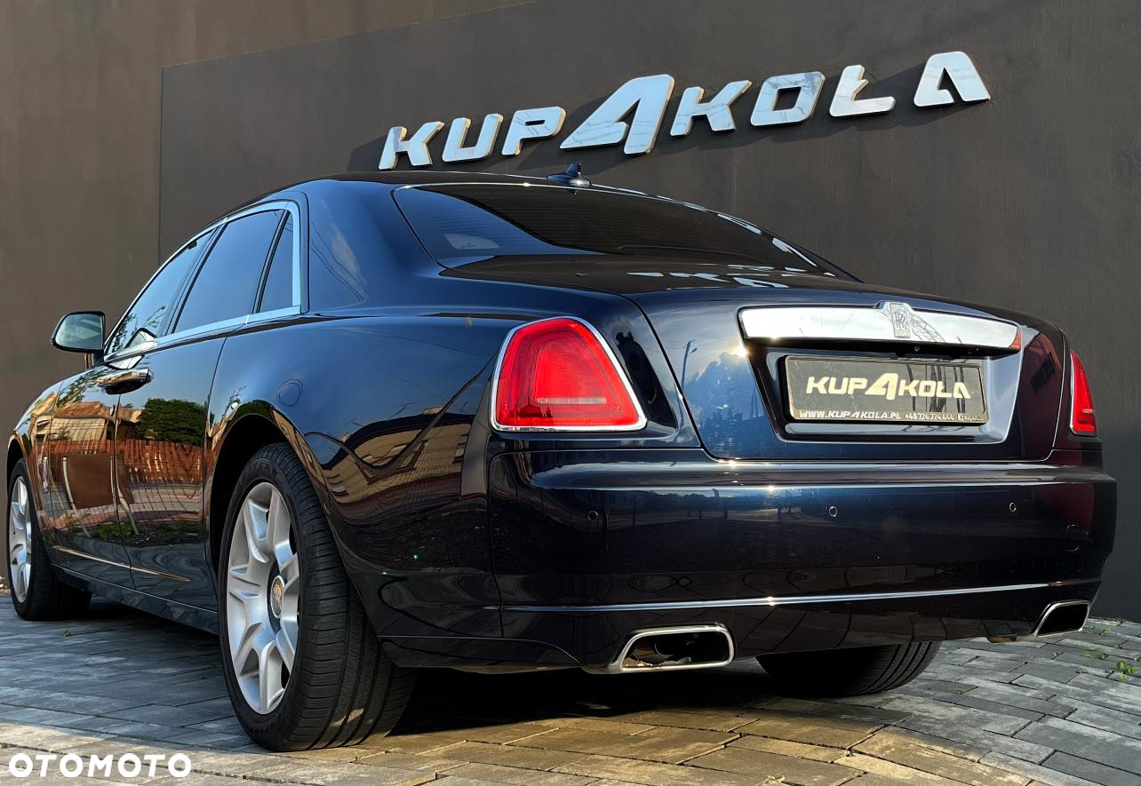 Rolls-Royce Ghost - 6