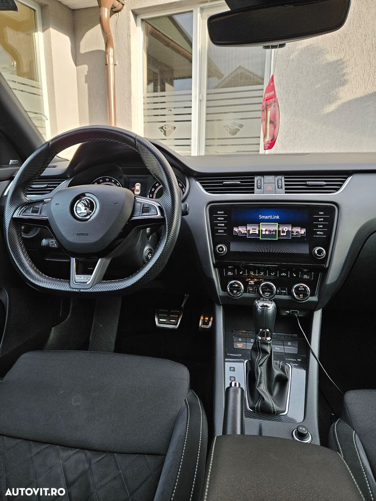 Skoda Octavia 2.0 TDI DSG 4X4 RS - 8