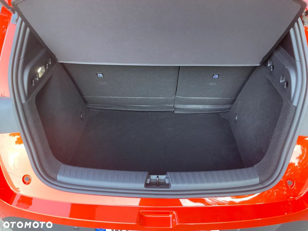 BYD Dolphin Comfort E-CVT - 12