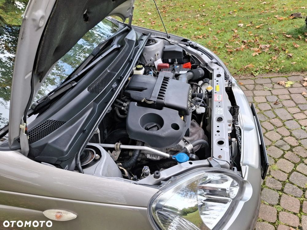 Toyota Yaris 1.3 VVT-i Executive - 22