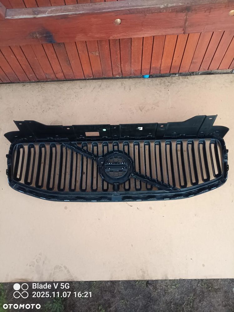 Grill Atrapa Volvo XC60 II - 3