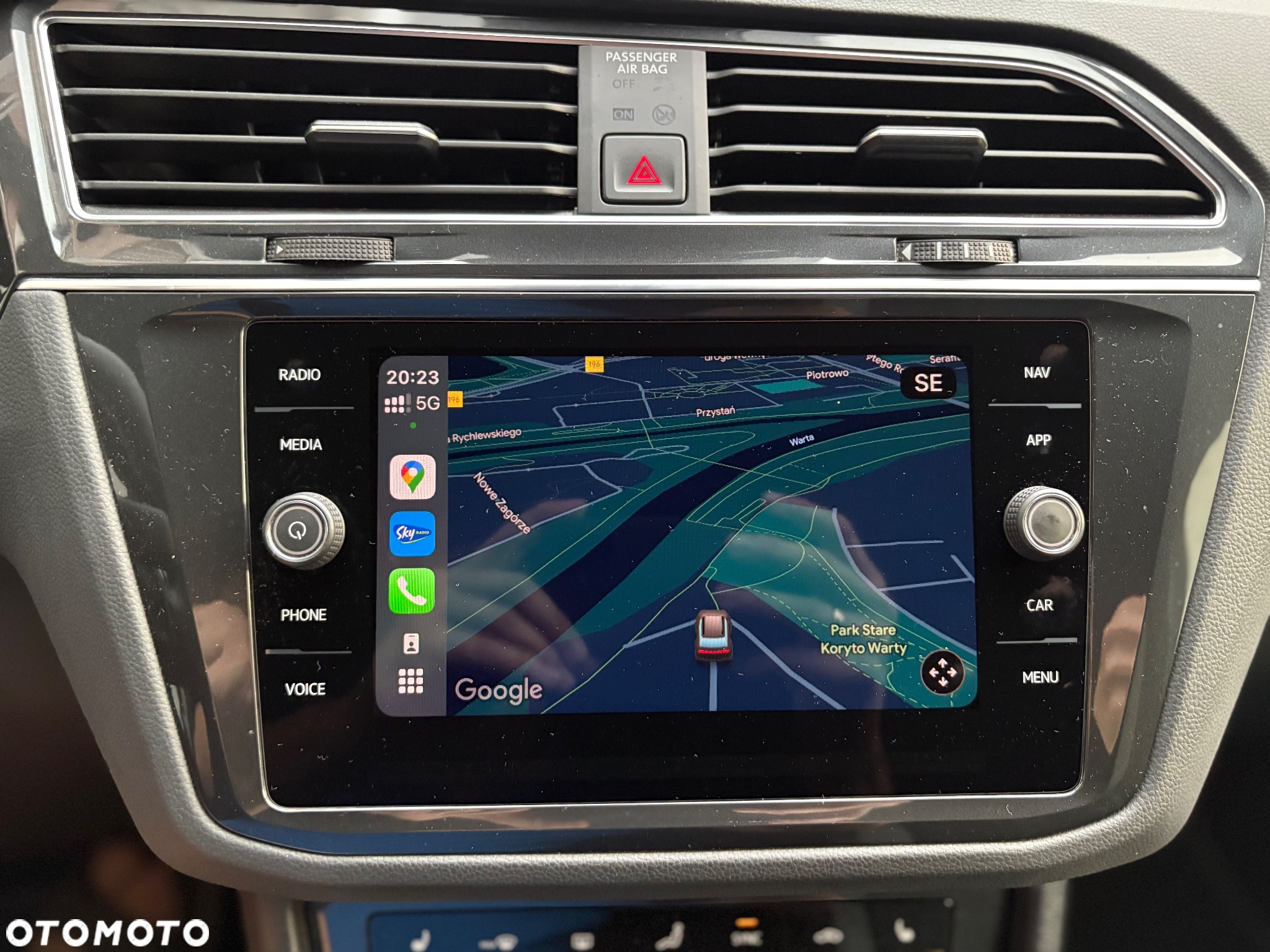Volkswagen Tiguan - 16