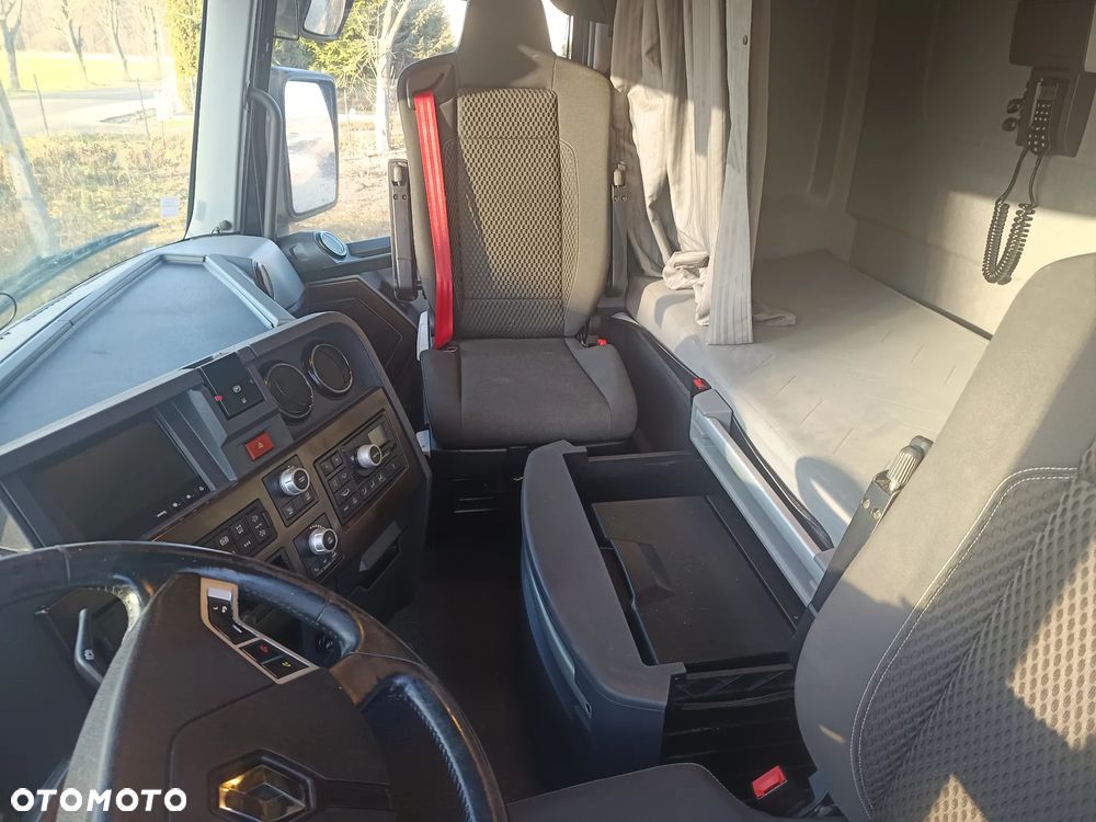 Renault T480 COMFORT - 10