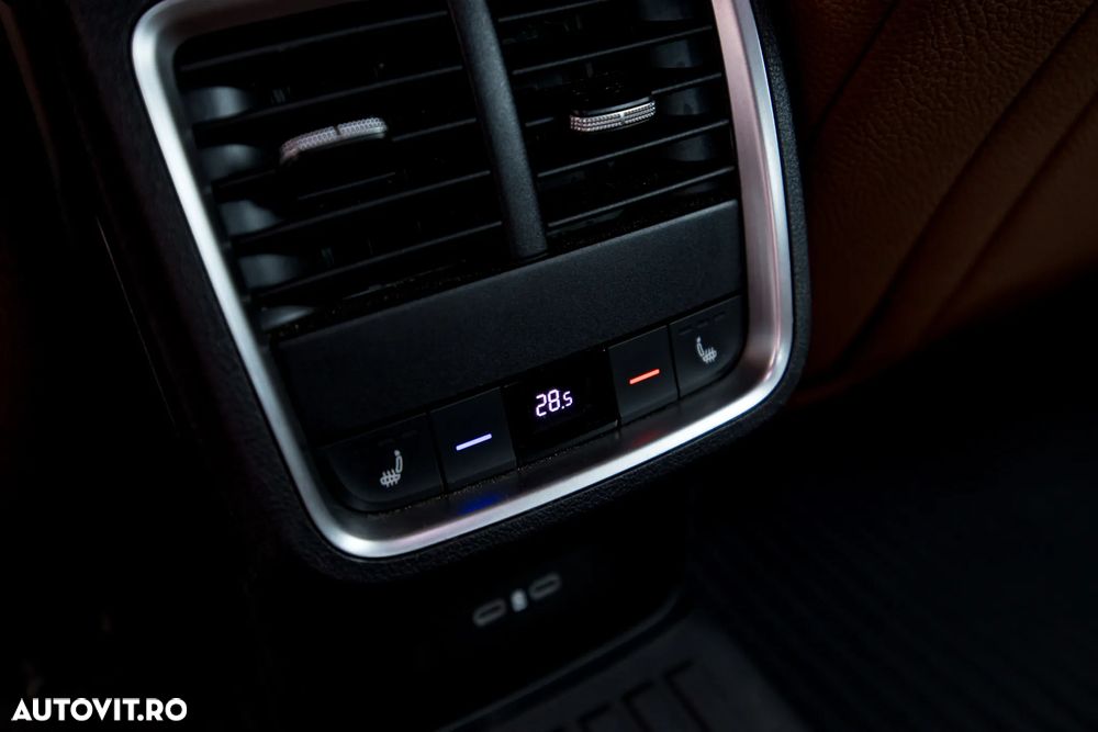 Skoda Octavia 2.0 TDI 150 CP DSG Selection - 32