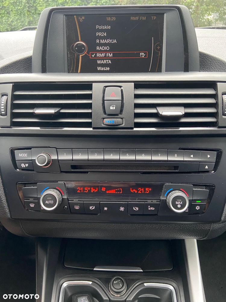 BMW Seria 1 - 32