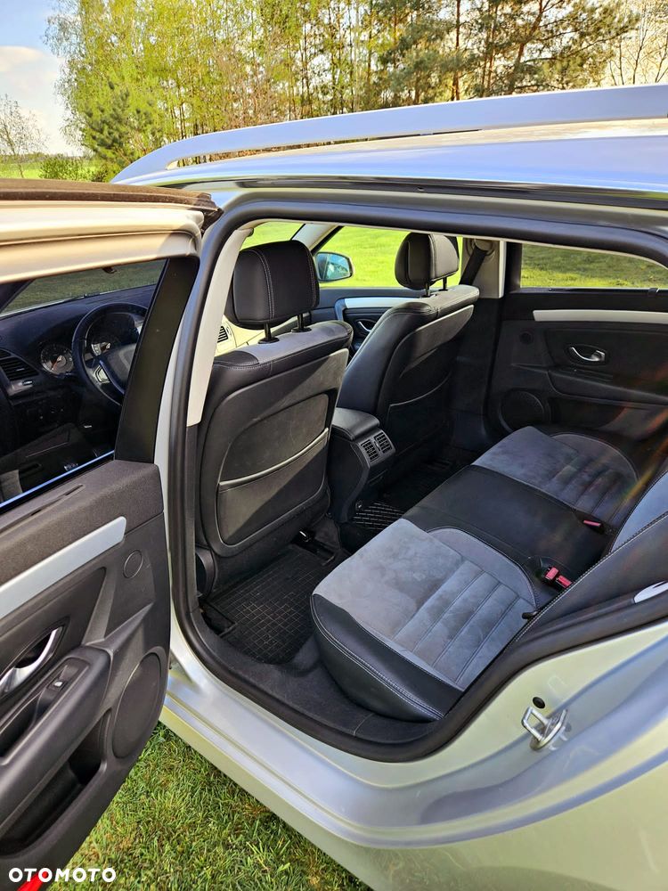 Renault Laguna 2.0 dCi GT - 12