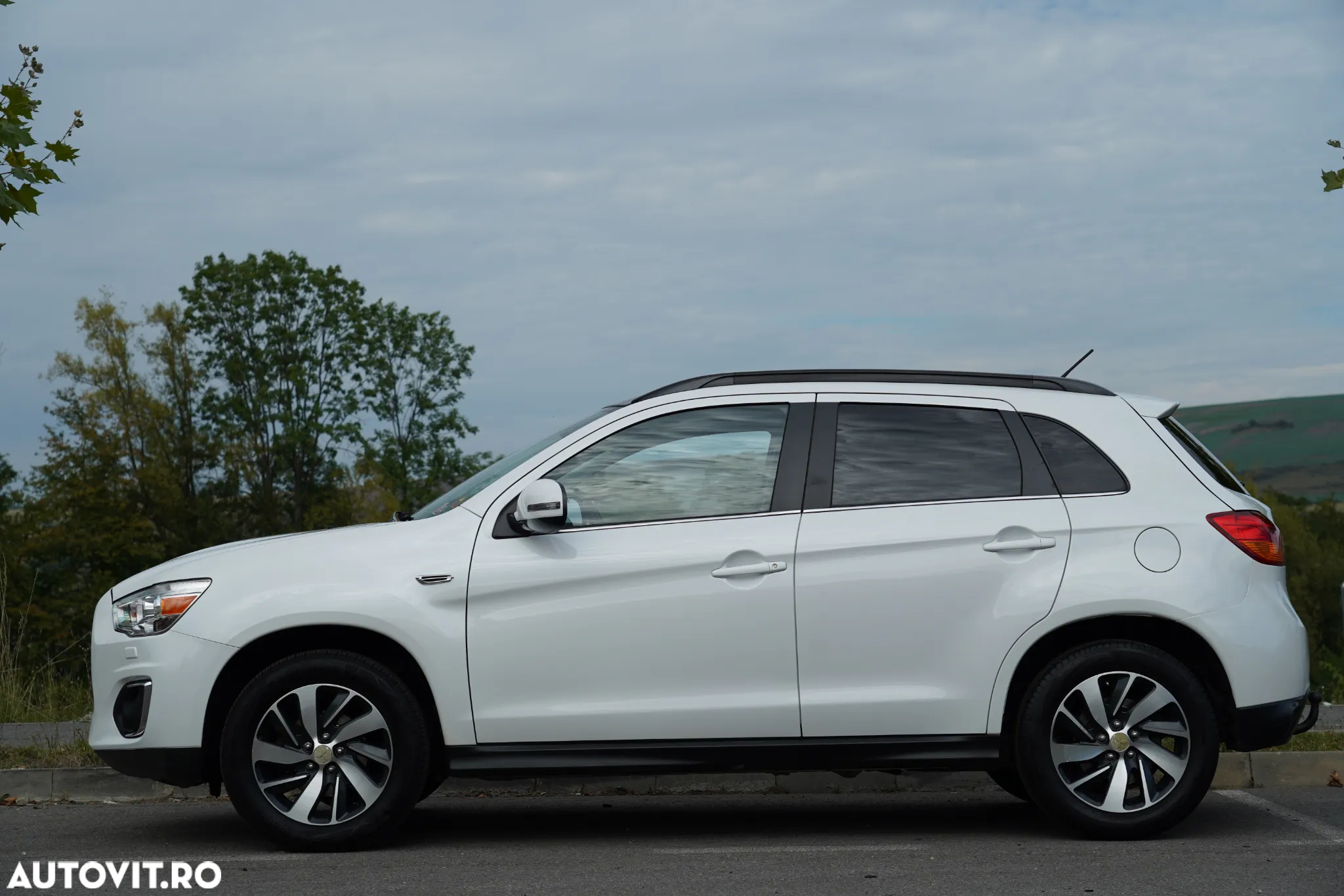 Mitsubishi ASX 1.8 DI-D 4WD Intense - 24