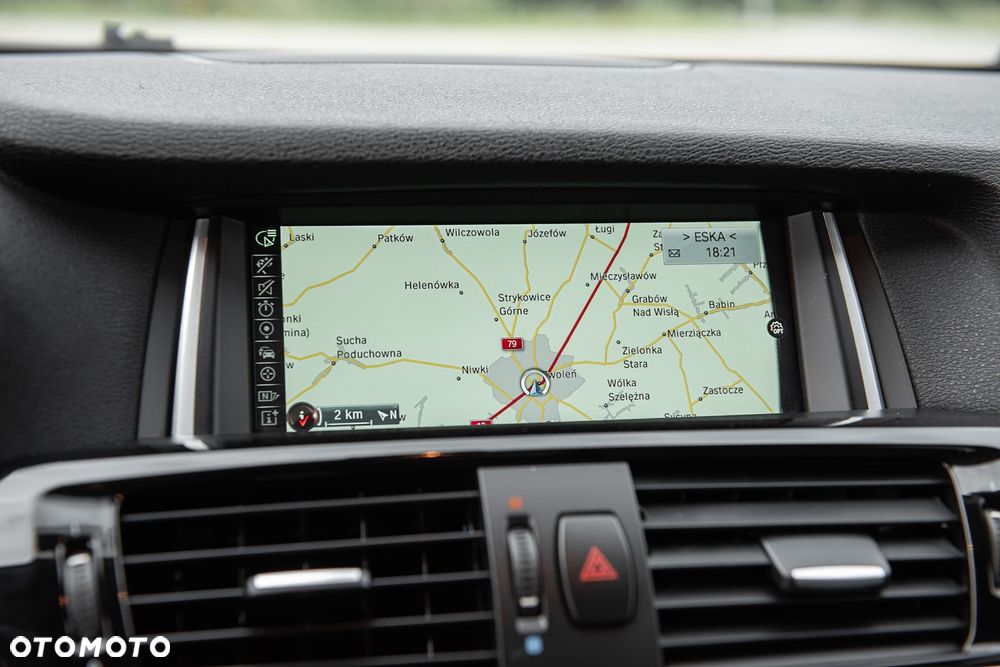 BMW X3 sDrive18d xLine - 19