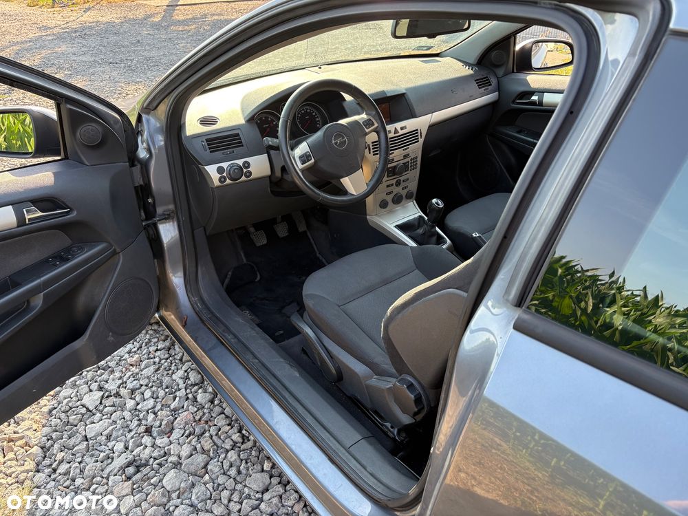Opel Astra 1.6 Cosmo - 4
