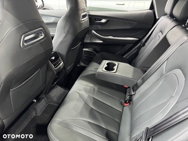 Chery Tiggo 4 1.5 T-GDI HEV Prestige DHT - 7