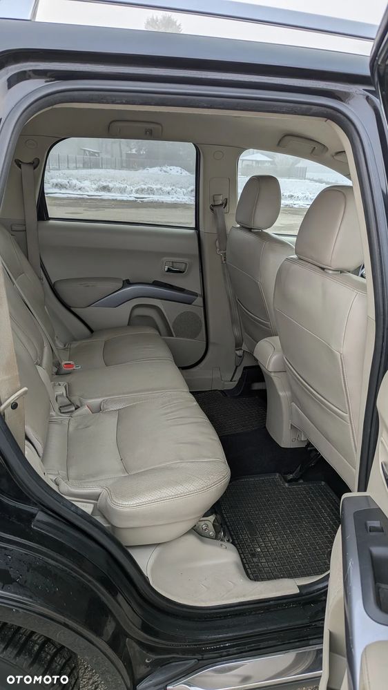 Citroën C-Crosser 2.2 HDi Exclusive - 8