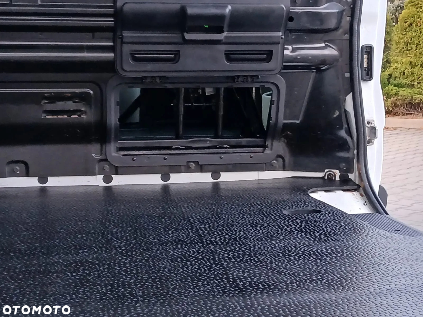 Renault TRAFIC - 25