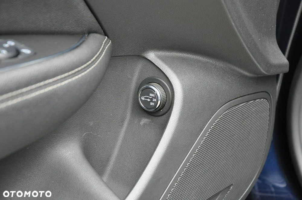 Opel Insignia 2.0 CDTI Exclusive S&S - 11