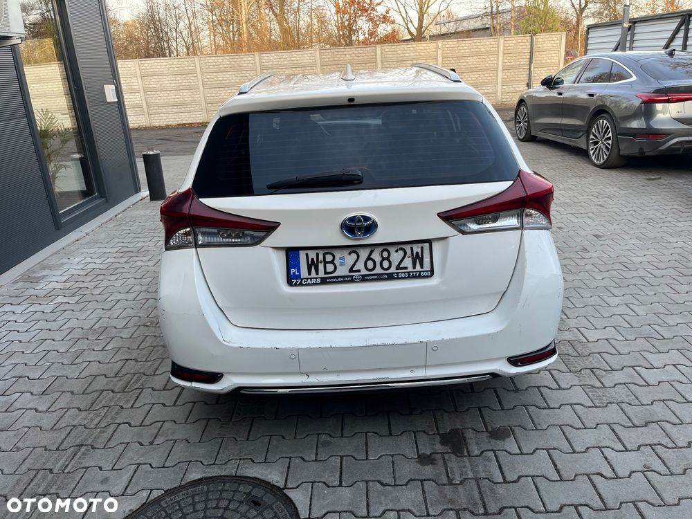 Toyota Auris Hybrid 135 Comfort - 11