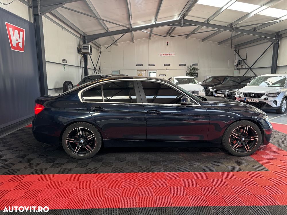 BMW Seria 3 320d Aut. - 4