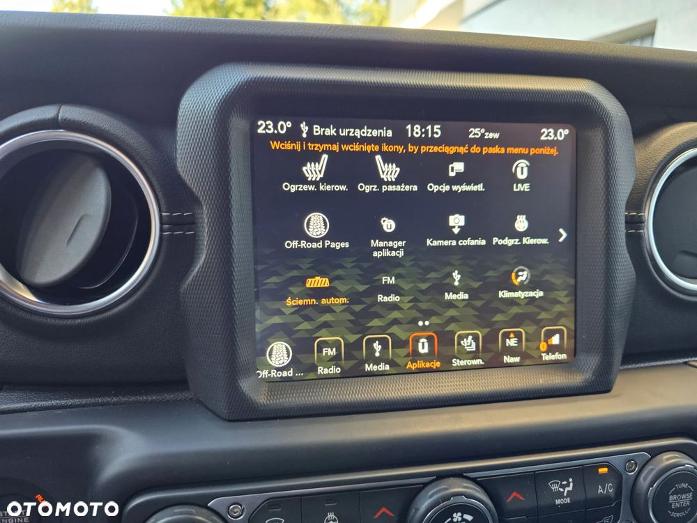 Jeep Wrangler Unlimited 2.2 CRD Sahara - 37